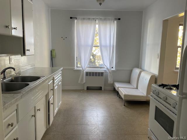 Building Photo - 284 Central Ave