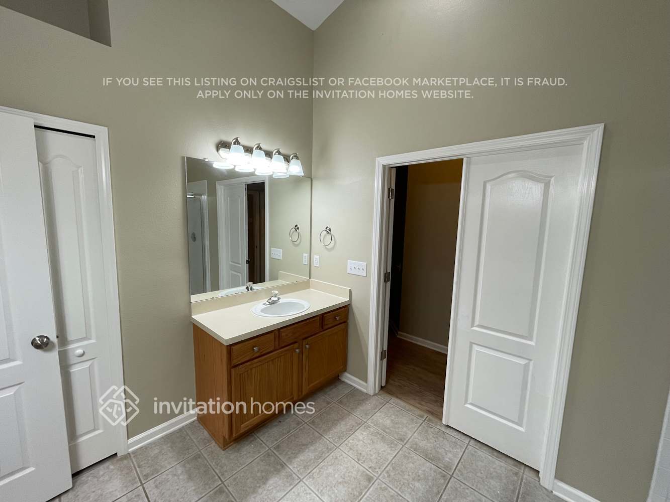 Building Photo - 25401 Lexington Oaks Blvd
