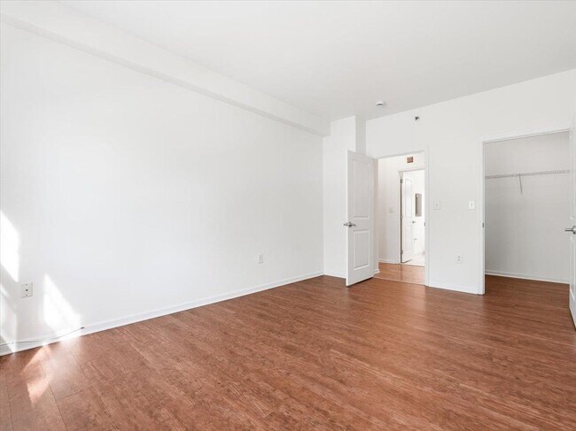 Building Photo - 4 Constellation Pl