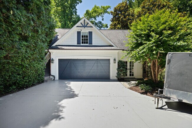 Building Photo - 1358 Briarcliff Rd NE