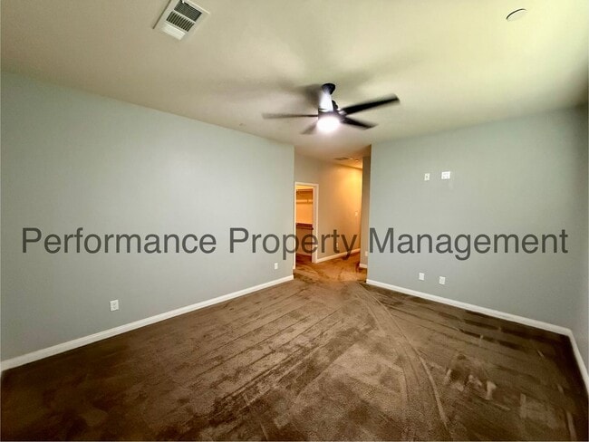 Building Photo - Spacious 4 Bed/2 Bath S Bakersfield Home w/ RBP & $0 Deposit Option