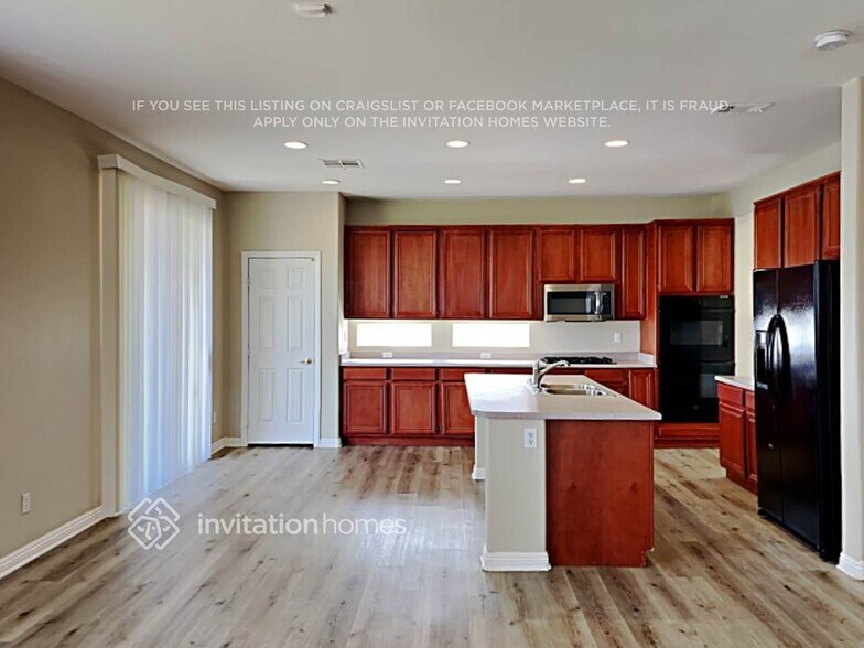 Building Photo - 3316 Chesterbrook Ct