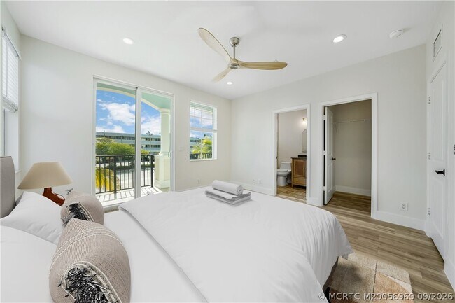 Building Photo - 4339 Bougainvilla Dr