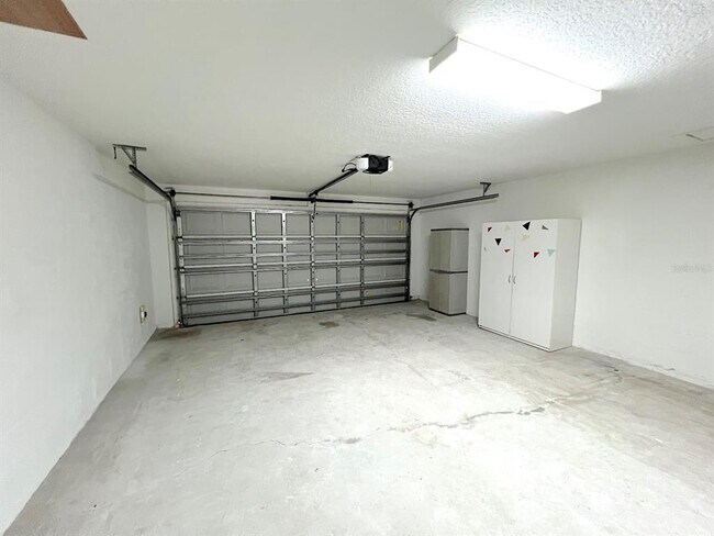 Building Photo - 20 Regis Ln