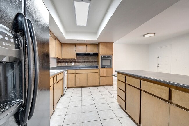 Building Photo - Spacious 4BR Tempe Home with Private Pool Near ASU