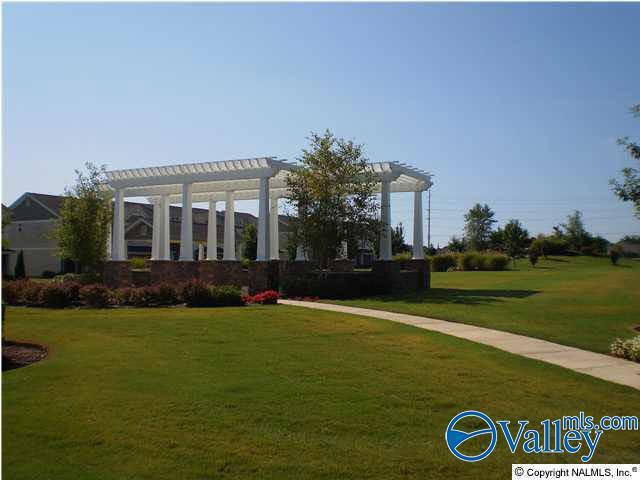 Building Photo - 412 Prom Dr SW