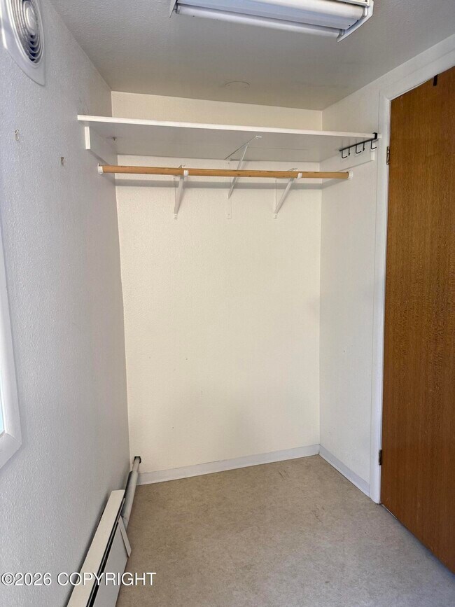 Building Photo - 704 Water St