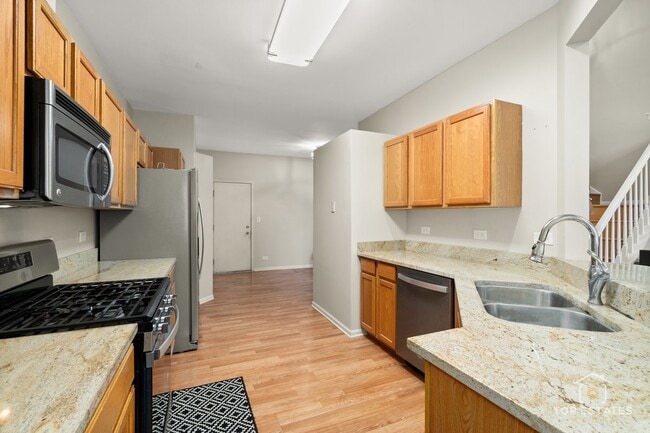 Building Photo - 5580 Lavender Ct