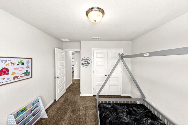 Building Photo - Room to Gather, Relax, and Enjoy Everyday Living