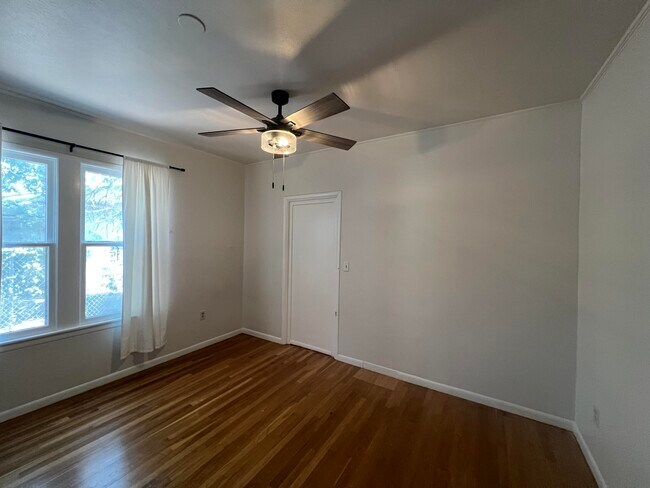 Building Photo - 2206 16th St