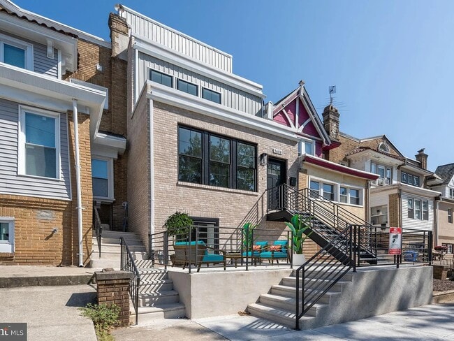 Building Photo - 5608 Florence Ave