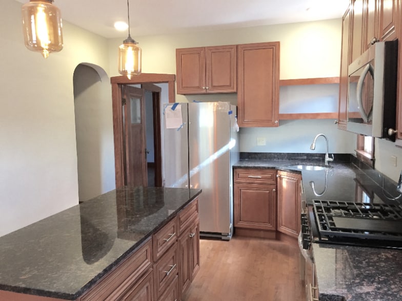 Building Photo - 1846 Wesley Ave