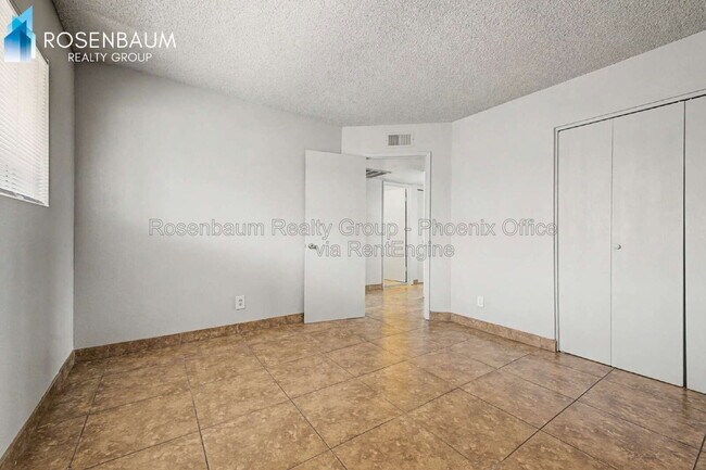 Building Photo - 1746 E 6th Ave