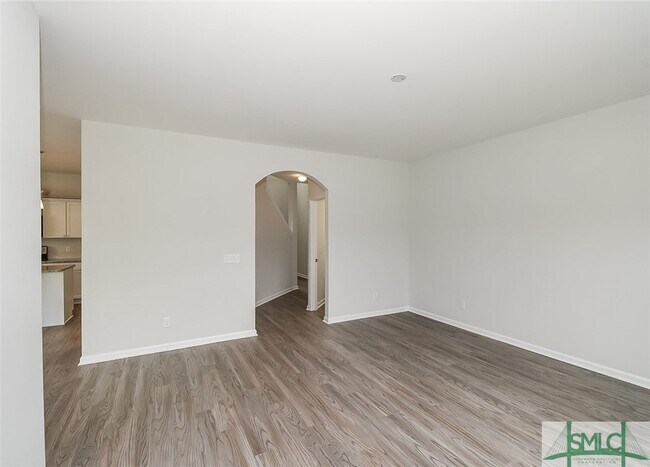 Building Photo - 106 S Trl Wy
