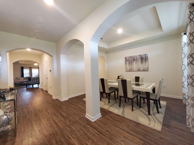 Building Photo - 329 Merlin Ct