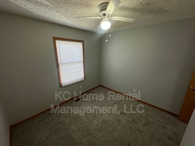 Building Photo - 7324 N Oakland Ave