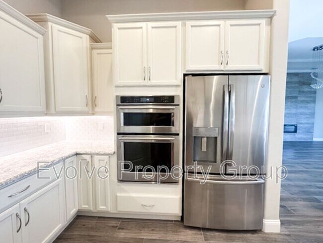 Building Photo - 15 Sandpiper Ln