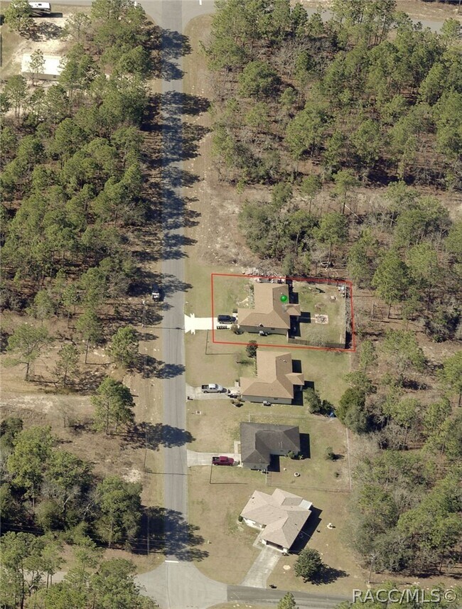 Building Photo - 1211 W Newbury St