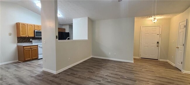 Building Photo - 420 Shenandoah Ct