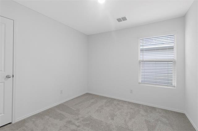 Building Photo - 144 Thresher Ln