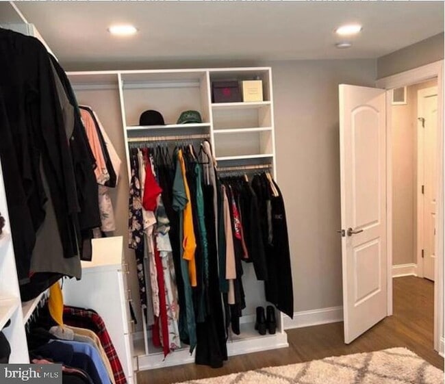 Building Photo - 431 Covered Bridge Rd