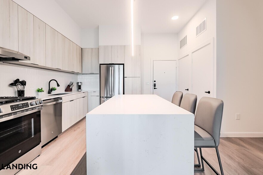 Building Photo - 2623 Keene St