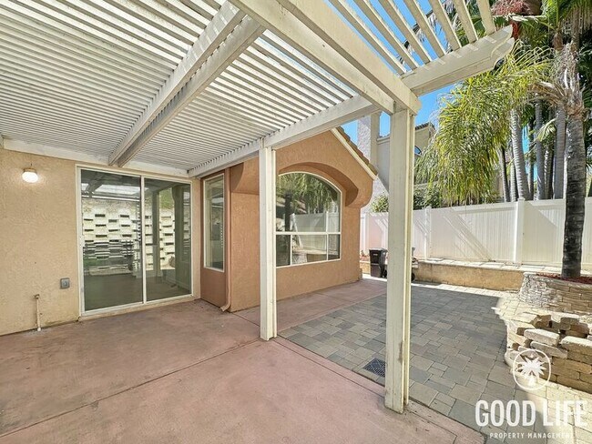 Building Photo - 417 Sanibelle Cir