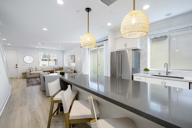 Building Photo - 80412 Kiawah Is