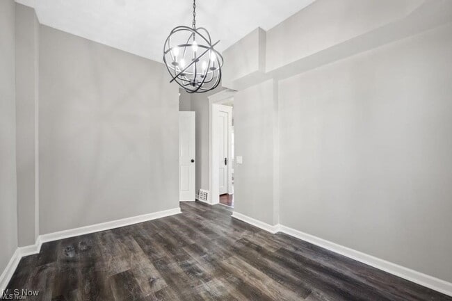 Building Photo - 1643 Lincoln Ave