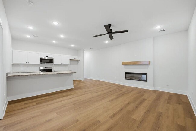 Building Photo - 119 Mendocino Ct