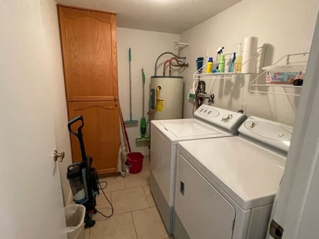 Building Photo - Fully Furnished 2 bedroom 2 bath long term rental