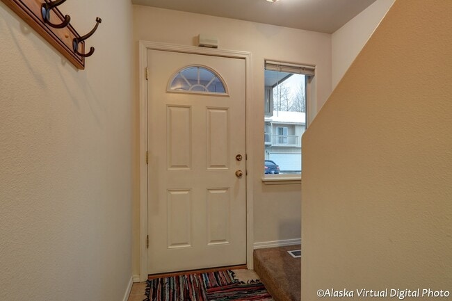 Building Photo - South Anchorage Condo with Washer/Dryer and Garage