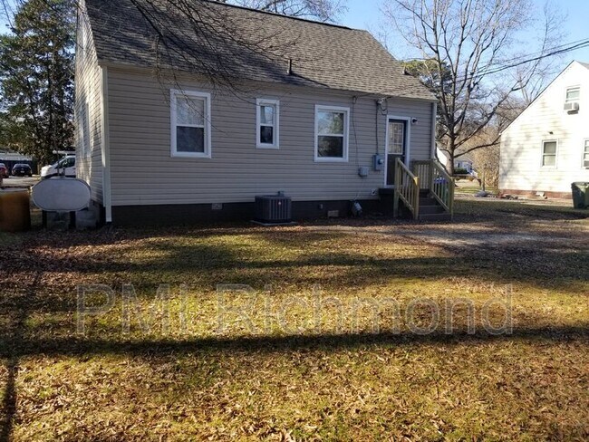 Building Photo - 1213 Keswick Ln