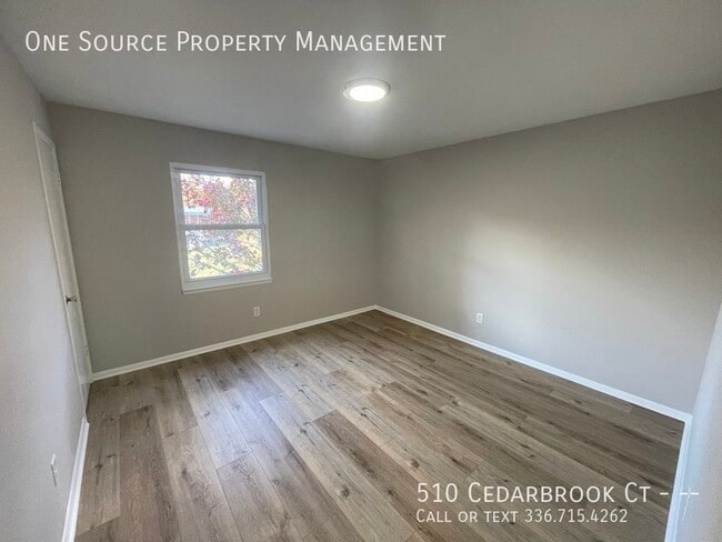 Building Photo - 510 Cedarbrook Ct