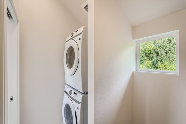 Building Photo - 11235 37th Ave SW