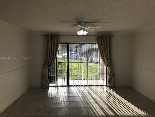 Building Photo - 16521 Blatt Blvd