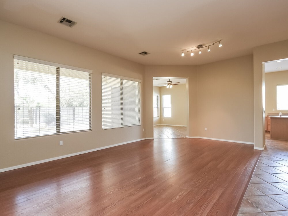 Building Photo - 1714 S Colonial Dr