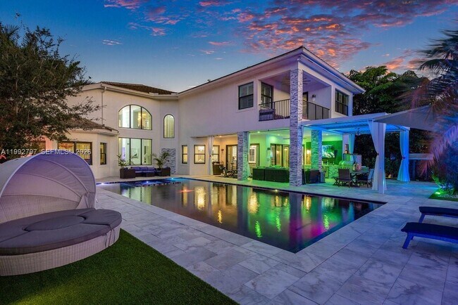 Building Photo - 16849 Pierre Cir