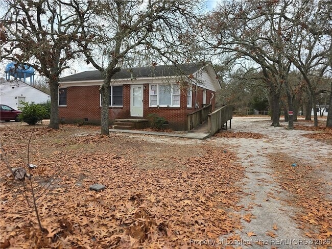 Building Photo - 206 S 7th St