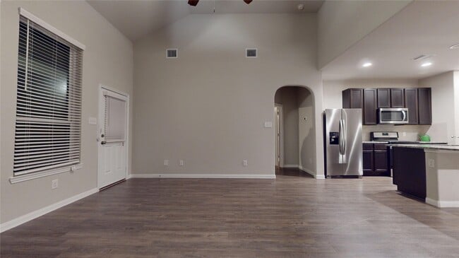 Building Photo - 3535 Cannon Dr