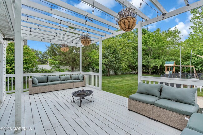 Building Photo - 210 Wingate Ct