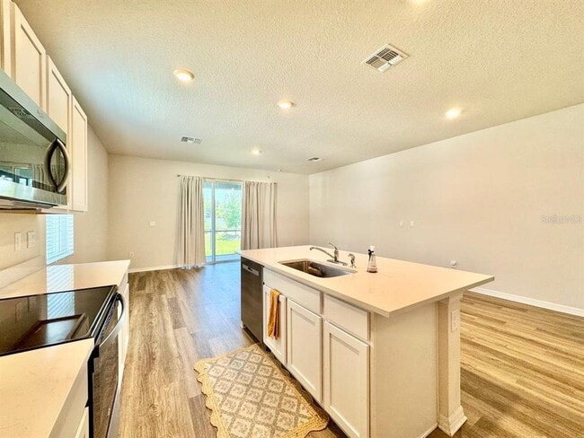 Building Photo - 2481 Mellow Ln