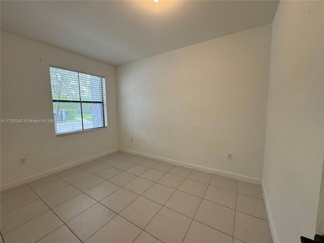 Building Photo - 18240 SW 148th Rd