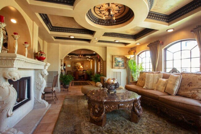 Building Photo - 935 Beach View Drive-SI ID1267843P