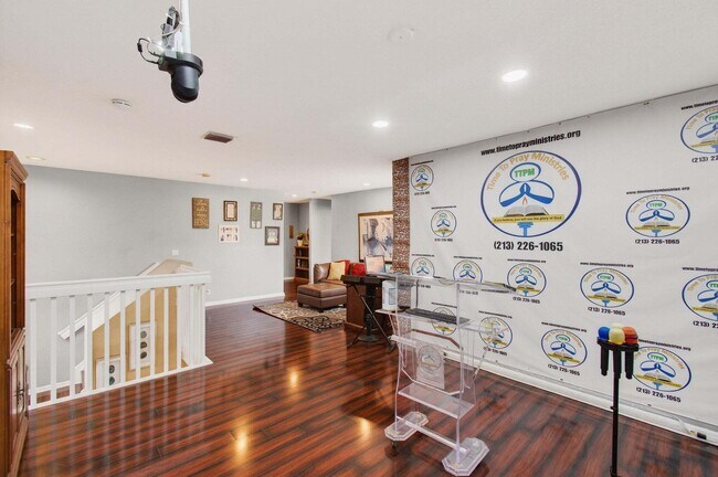 Building Photo - 5057 Sancerre Cir