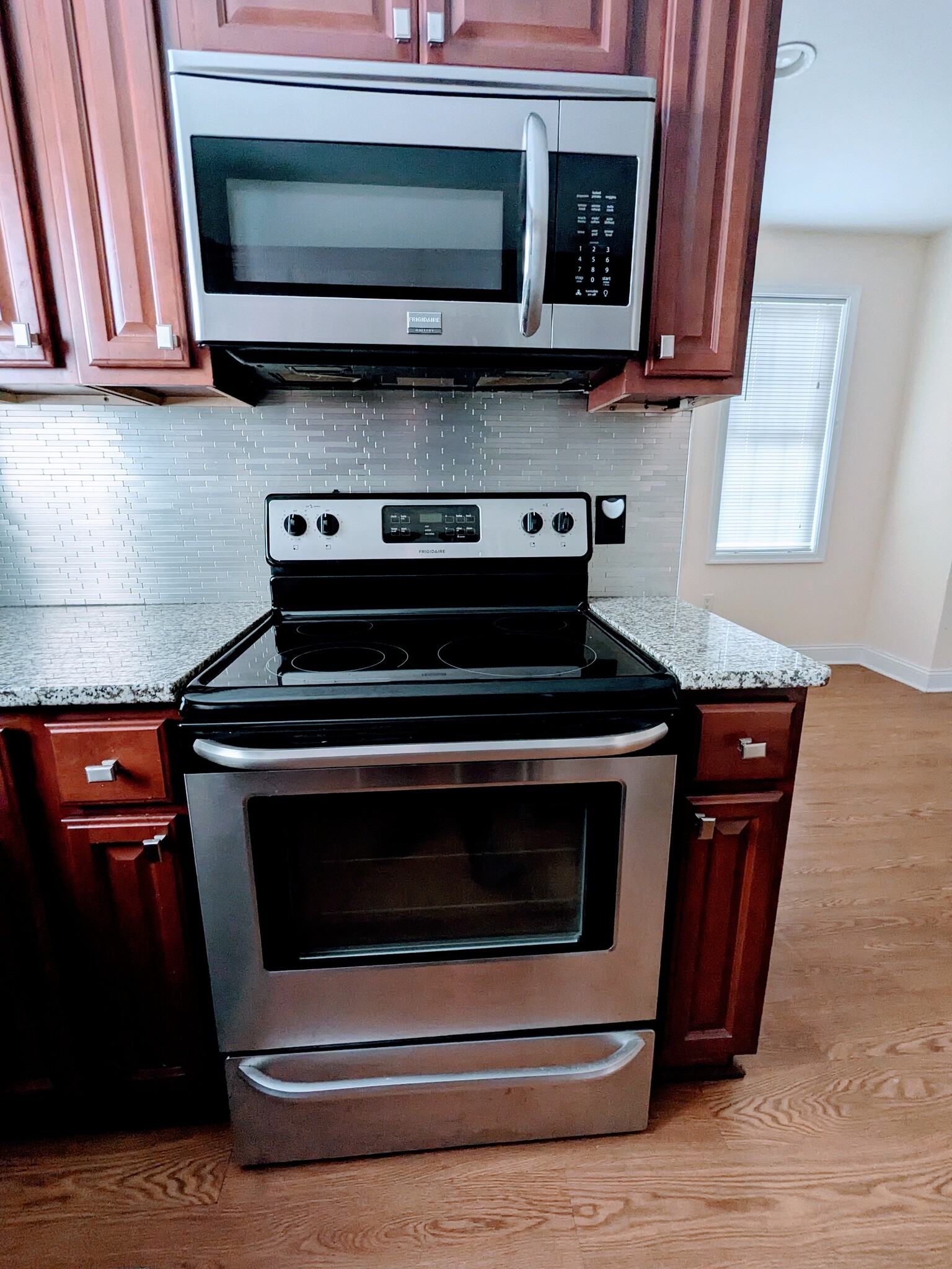 Building Photo - 1329 Penn Ave