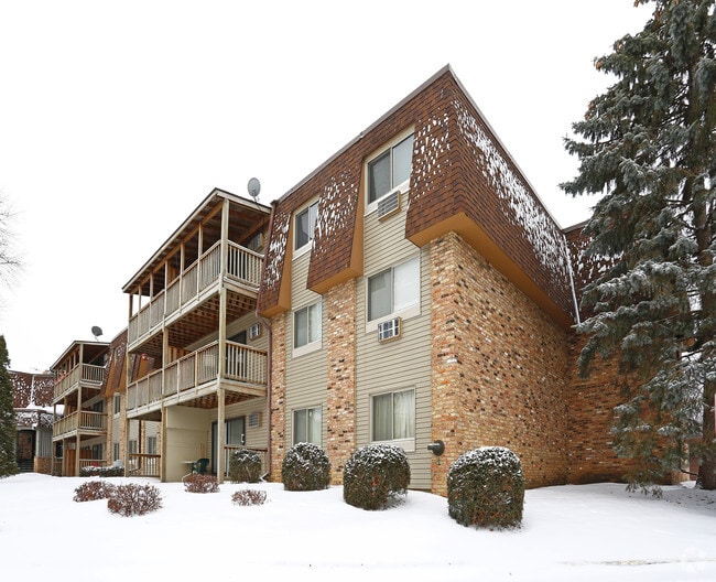 Primary Photo - Regency Condominiums