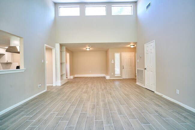 Building Photo - 7214 Westbranch Dr