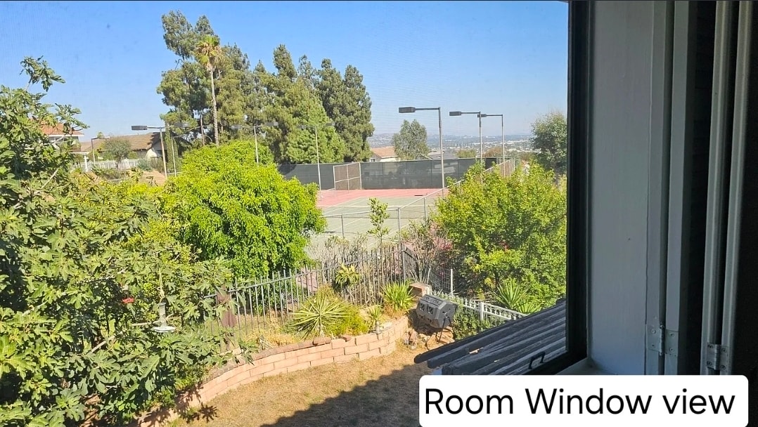 Building Photo - 832 Adelita St