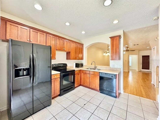 Building Photo - 12381 Foxmoor Peak Dr